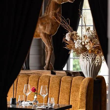 Domaine Du Chesney, Et Maisons De Charme Bed & Breakfast